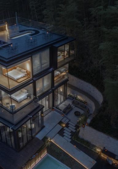 Cube Hotel