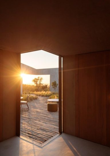 Inside/Out by Aires Mateus
