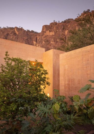 LL House