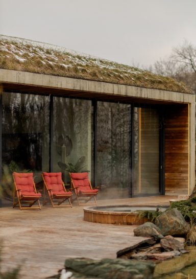 Woloshyn Bathhouse