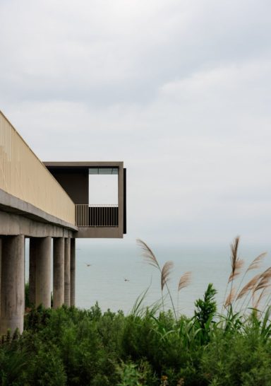 Lighthouse Hotel